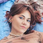 katya_lexson