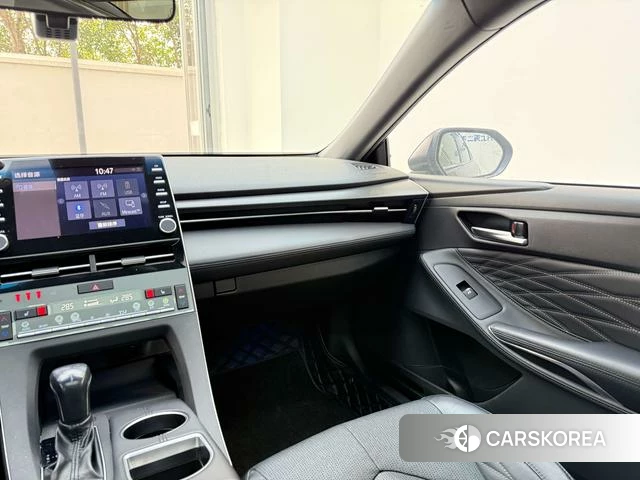 Toyota Avalon 2021 Черный из Китая