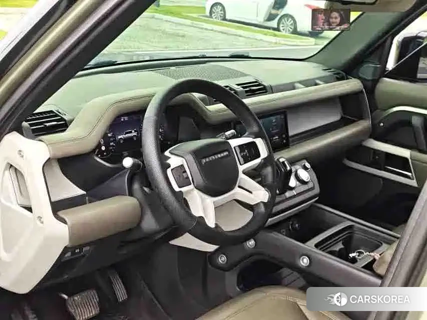 Skoda Defender 2021 Зеленый из Китая
