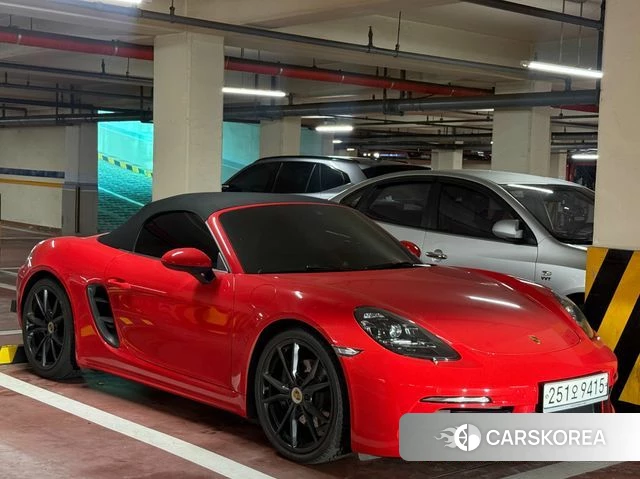 Porsche 718 Boxster 2019 Красный из Кореи