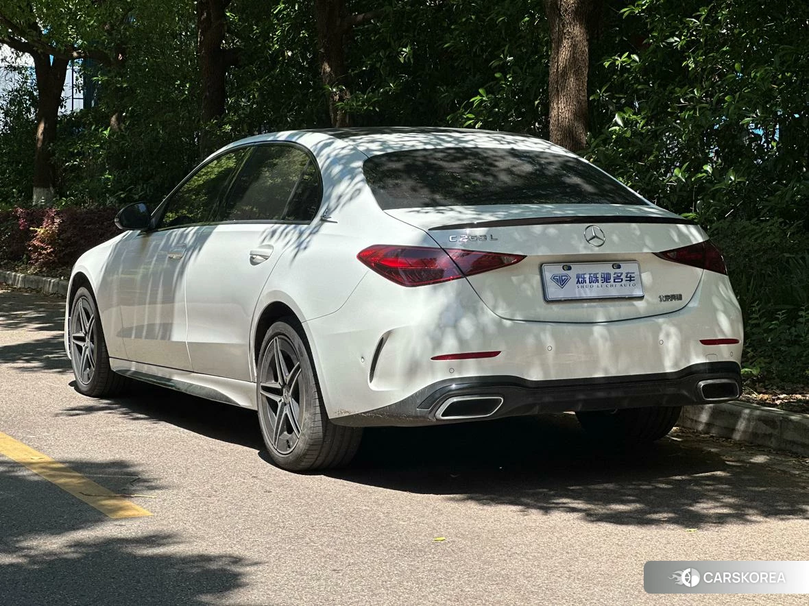 Mercedes-Benz C-class 2023 Белый из Китая