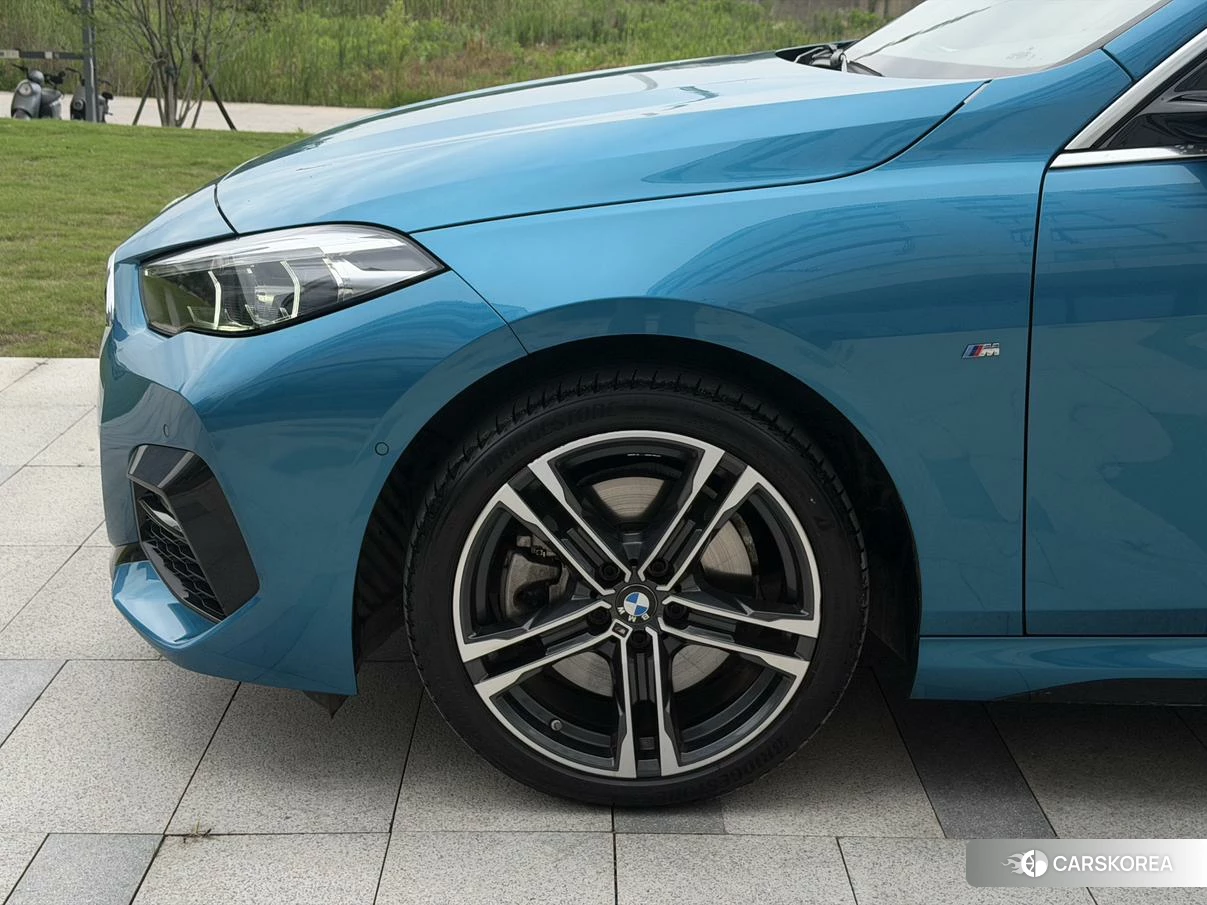 BMW 2 series 2023 Синий из Китая