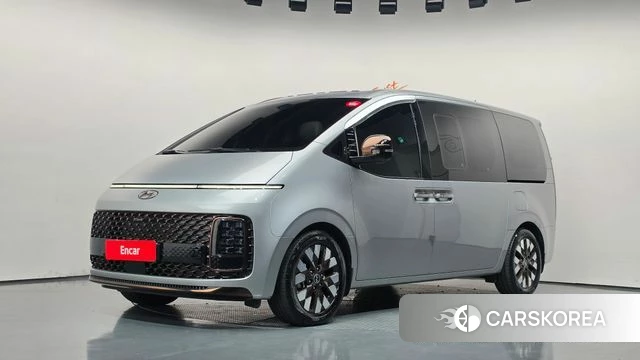 Hyundai Staria 2021 Серебряный из Кореи