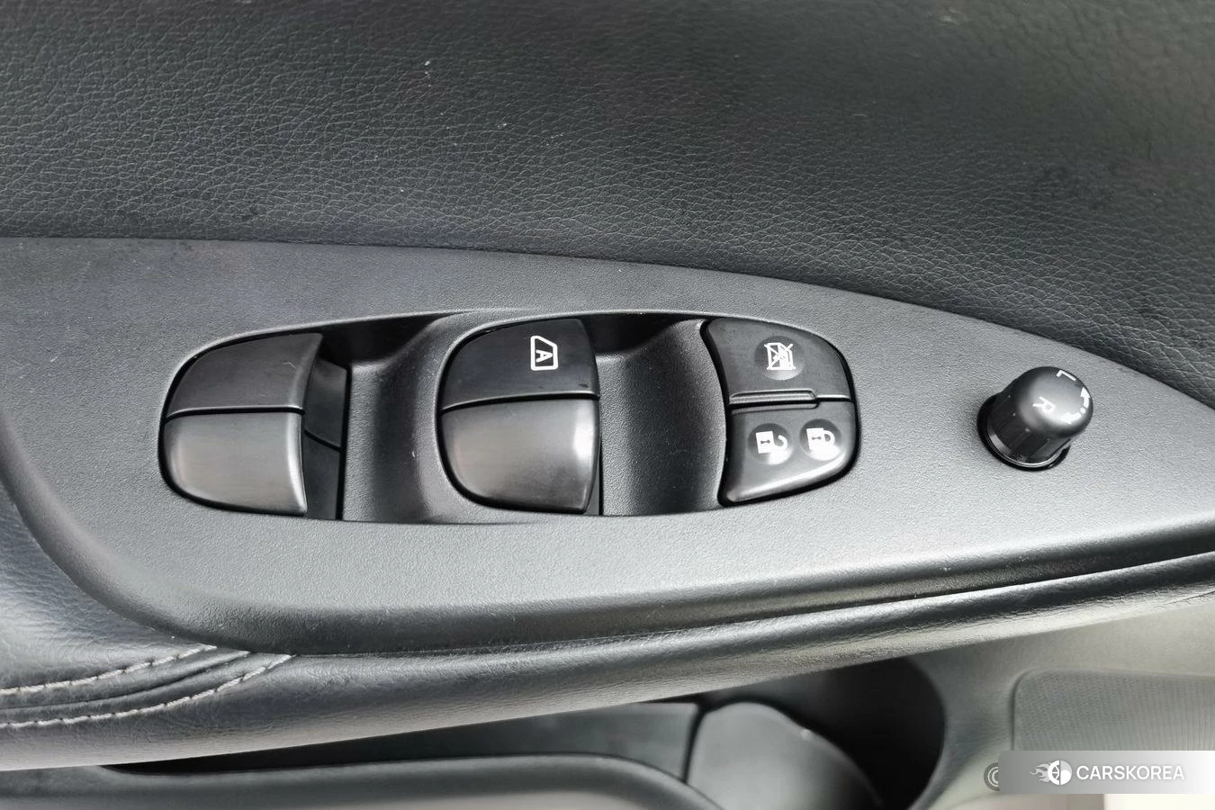Nissan Tiida 2020 Белый из Китая