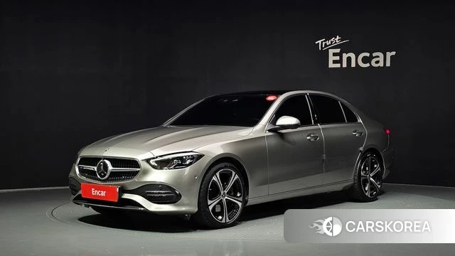 Mercedes-Benz C-Class W206 2023 Песочный из Кореи