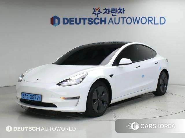 Tesla Model 3 2022 Белый из Кореи