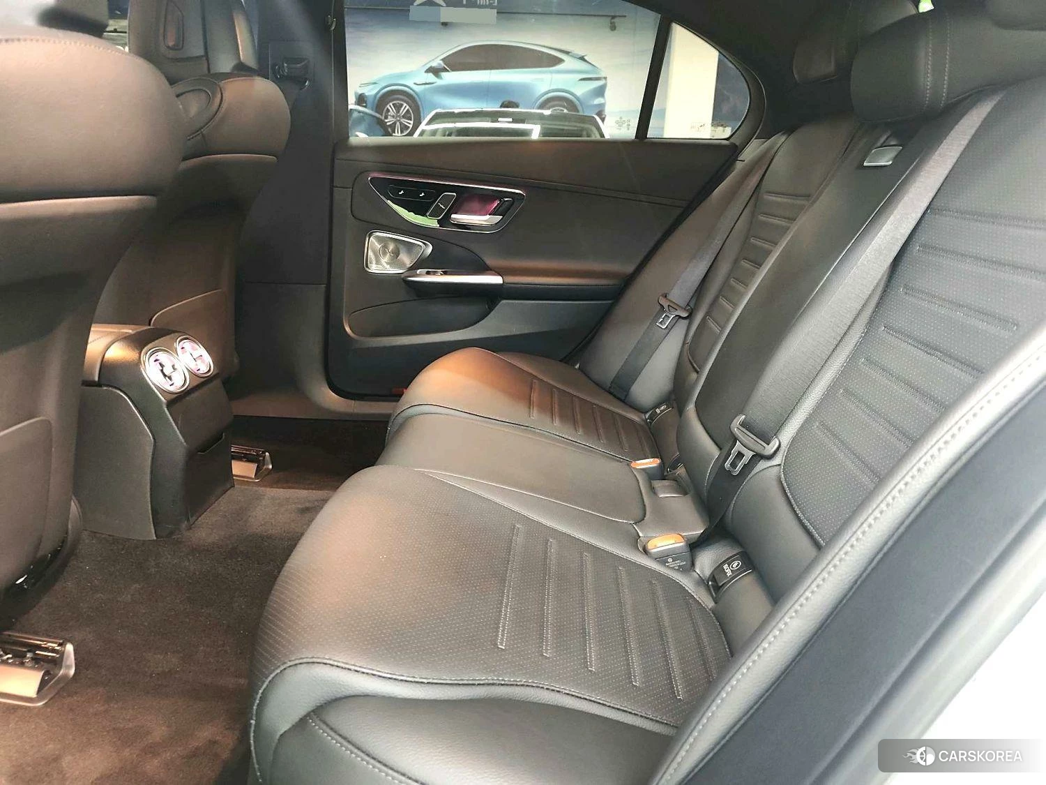 Mercedes-Benz C-class 2023 Белый из Китая