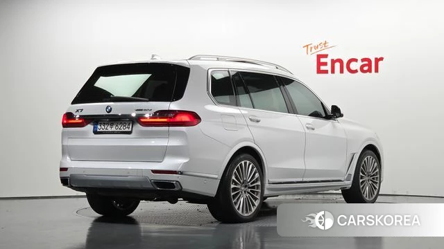 BMW X7 (G07) 2022 Белый из Кореи