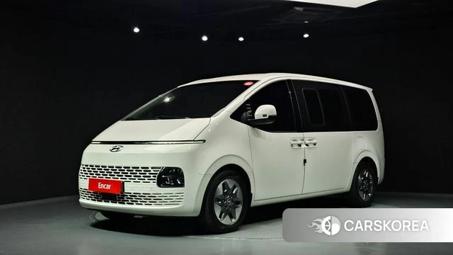 Hyundai Staria 2023 Белый из Кореи