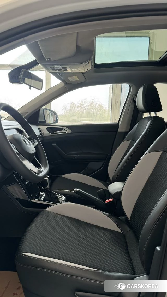 Volkswagen Tacqua 2022 Белый из Китая