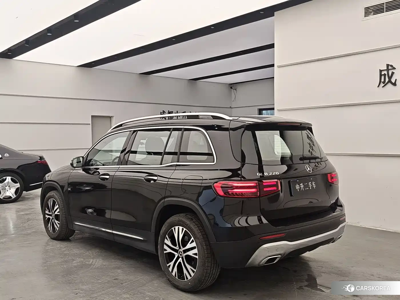 Mercedes-Benz GLB 2024 Черный из Китая