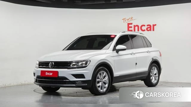 Volkswagen Tiguan second Generation 2019 Белый из Кореи