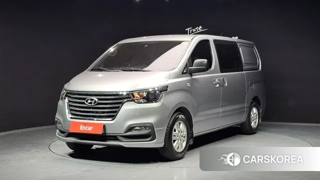 Hyundai The New Grand Starex 2020 Серебристо-серый из Кореи