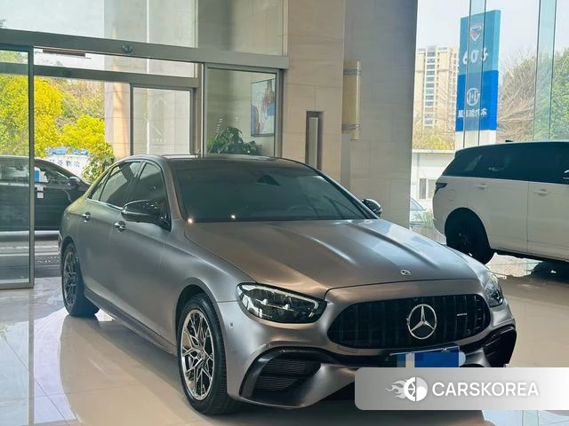 Mercedes-Benz E-Class 2021 Серебристо-серый из Китая
