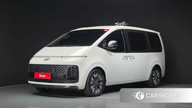 Hyundai Staria 2021 Белый из Кореи