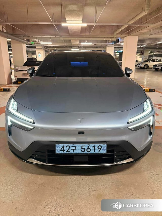 Polestar Polstar 4 2025 Небесно-голубой из Кореи