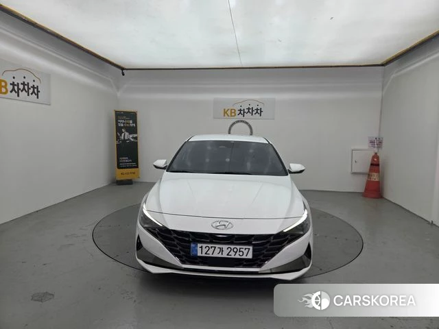 Hyundai Avante (CN7) 2022 Белый из Кореи