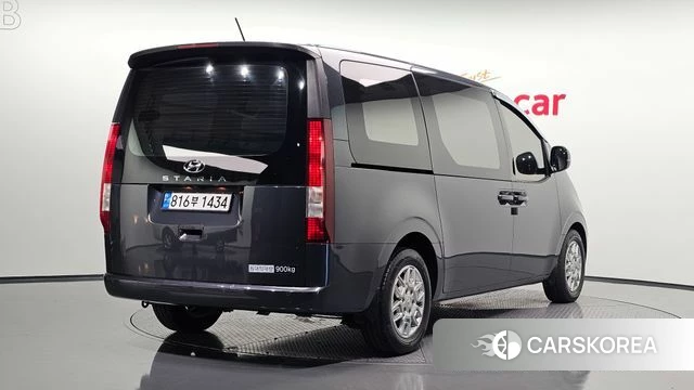 Hyundai Staria 2023 Серый из Кореи