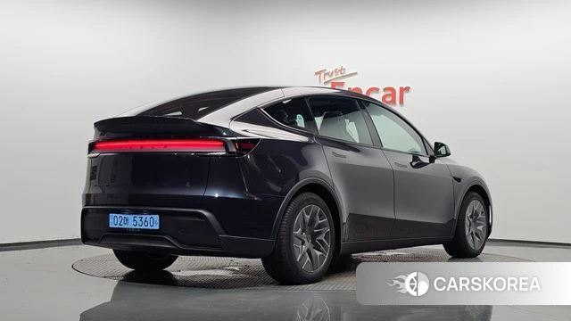 Tesla Model Y 2026 Серый из Кореи