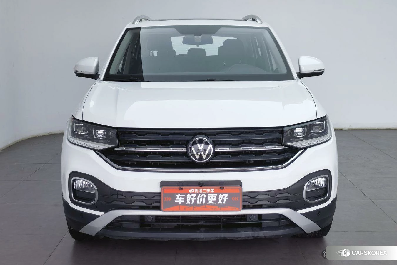 Volkswagen Tacqua 2021 Белый из Китая
