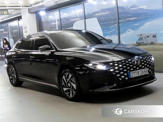 Hyundai The New Grandeur IG Hybrid 2021 Черный из Кореи