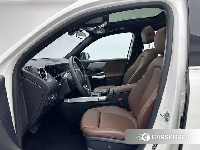 Mercedes-Benz GLB 2023 Белый из Китая