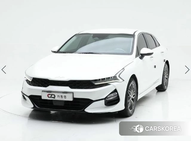 Kia K5 3rd generation 2022 Белый из Кореи