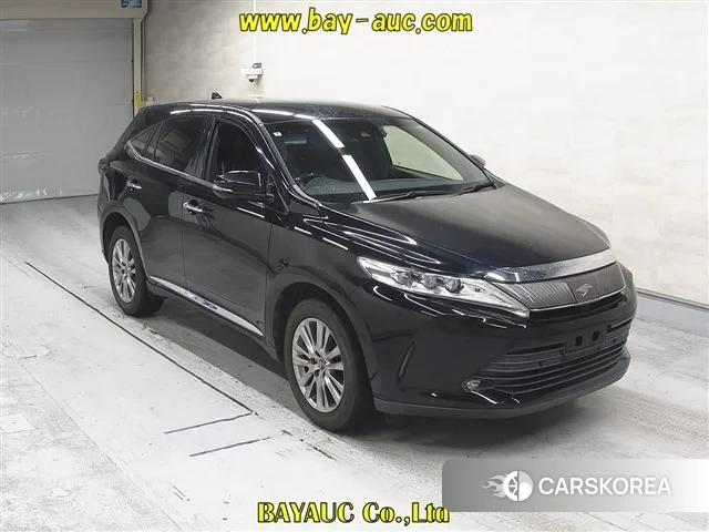 Toyota Harrier 2018 из Японии