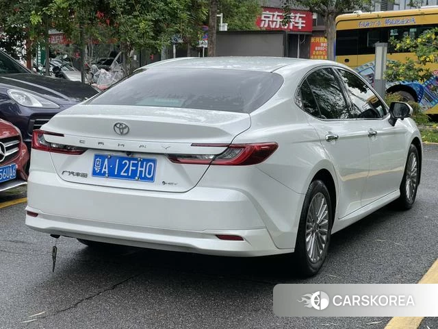 Toyota Camry 2025 Белый из Китая
