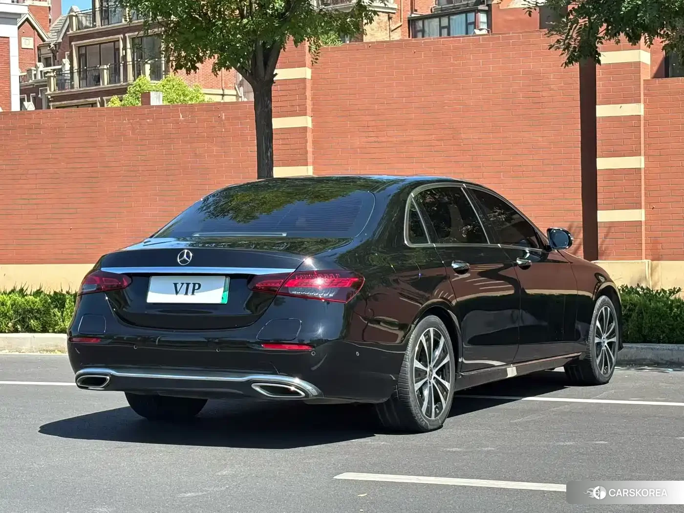 Mercedes-Benz E-Class 2022 Черный из Китая