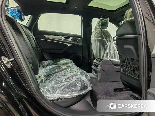 Audi A6L 2026 Черный из Китая