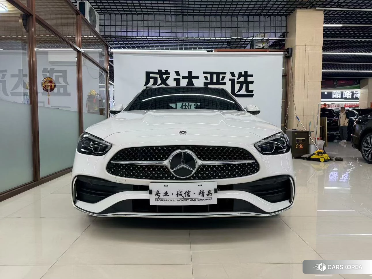 Mercedes-Benz C-class 2022 Белый из Китая