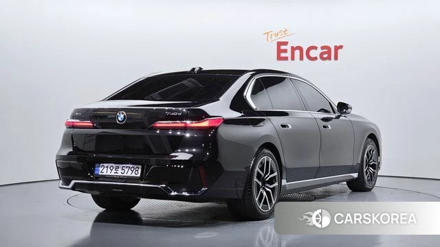 BMW 7 Series (G70) 2026 Черный из Кореи