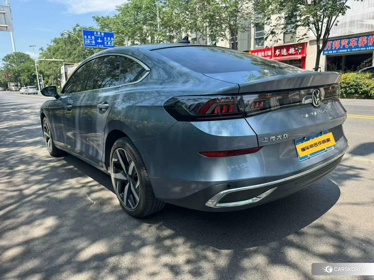 Volkswagen Lamando 2022 Синий из Китая
