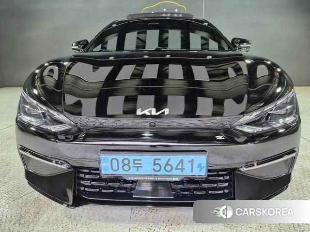 Kia EV6 2024 Черный из Кореи