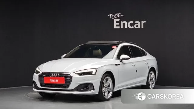 Audi A5 (F5) 2023 Белый из Кореи