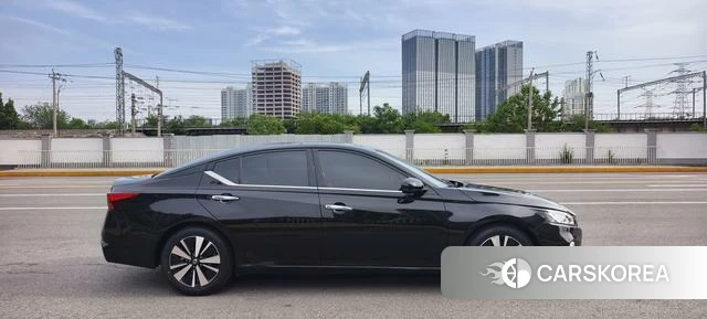 Nissan Altima 2021 Черный из Китая