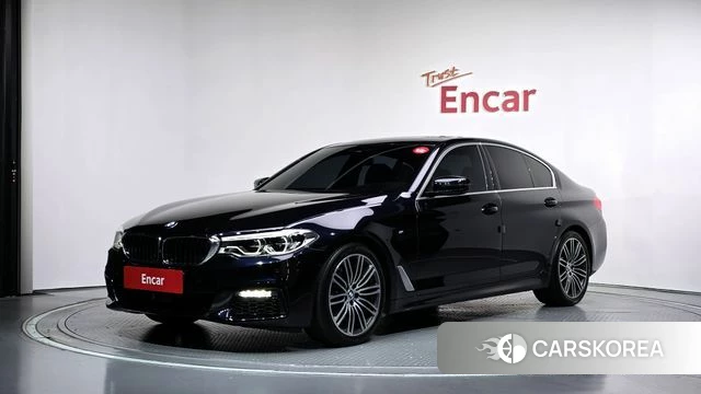 BMW 5 Series (G30) 2019 Черный из Кореи
