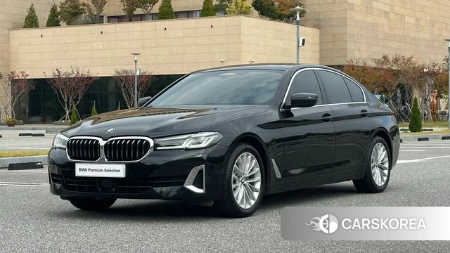 BMW 5 Series (G30) 2023 Черный из Кореи