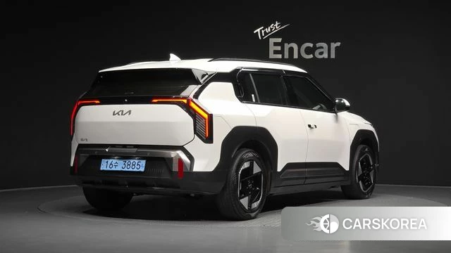 Kia EV3 2024 Белый из Кореи