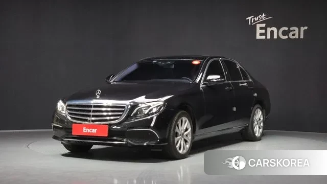 Mercedes-Benz E-Class W213 2018 Черный из Кореи