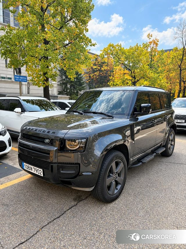 Land Rover Defender (L663) 2025 Серый из Кореи