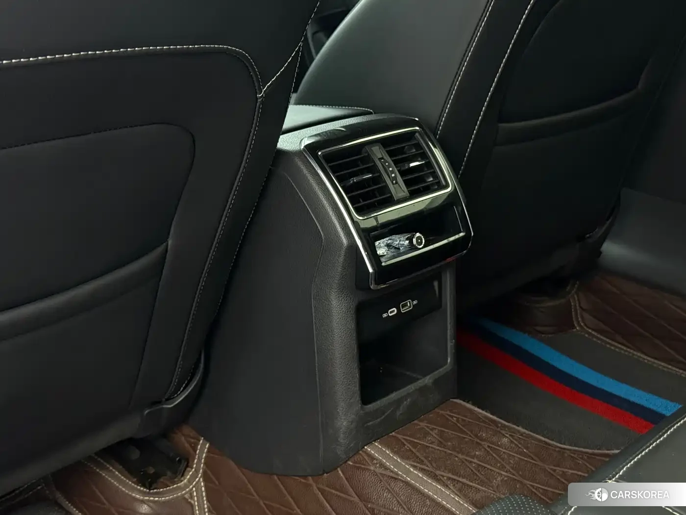 Skoda Superb 2023 Белый из Китая