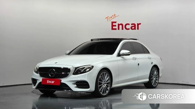Mercedes-Benz E-Class W213 2019 Белый из Кореи