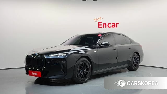 BMW i7 (G70) 2024 Черный из Кореи