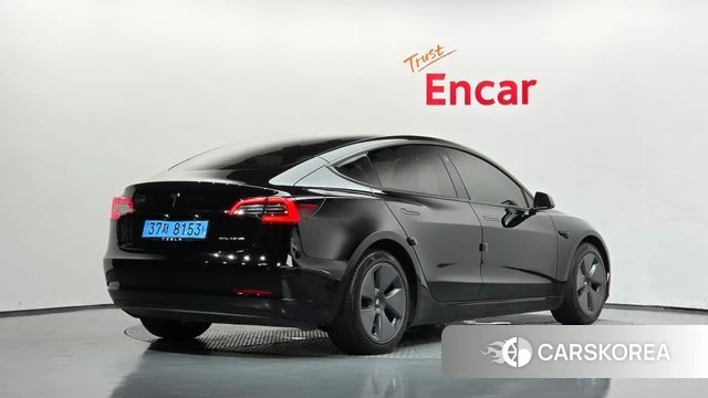 Tesla Model 3 2022 Черный из Кореи