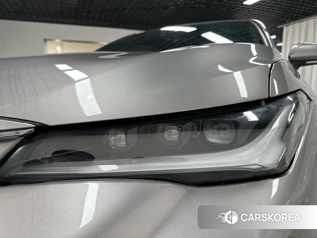 Toyota Avalon 2025 Серебристо-серый из Китая