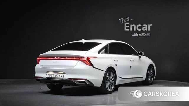 Kia K8 2023 Белый из Кореи