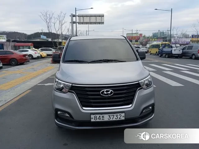 Hyundai The New Grand Starex 2020 Серый из Кореи
