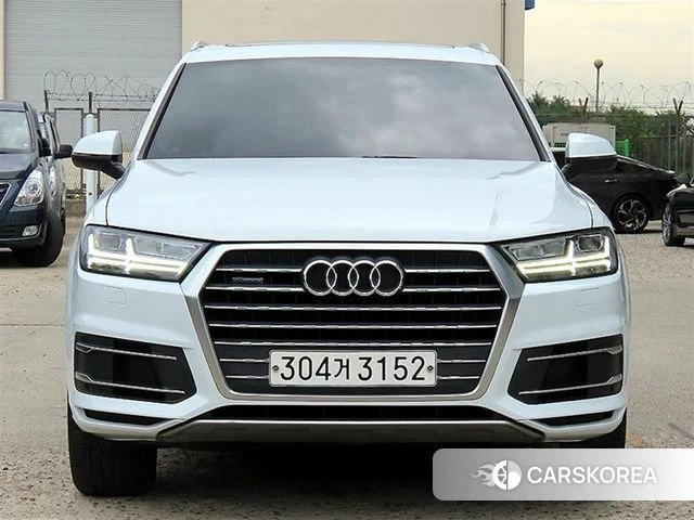 Audi Q7 (4M) 2019 Белый из Кореи